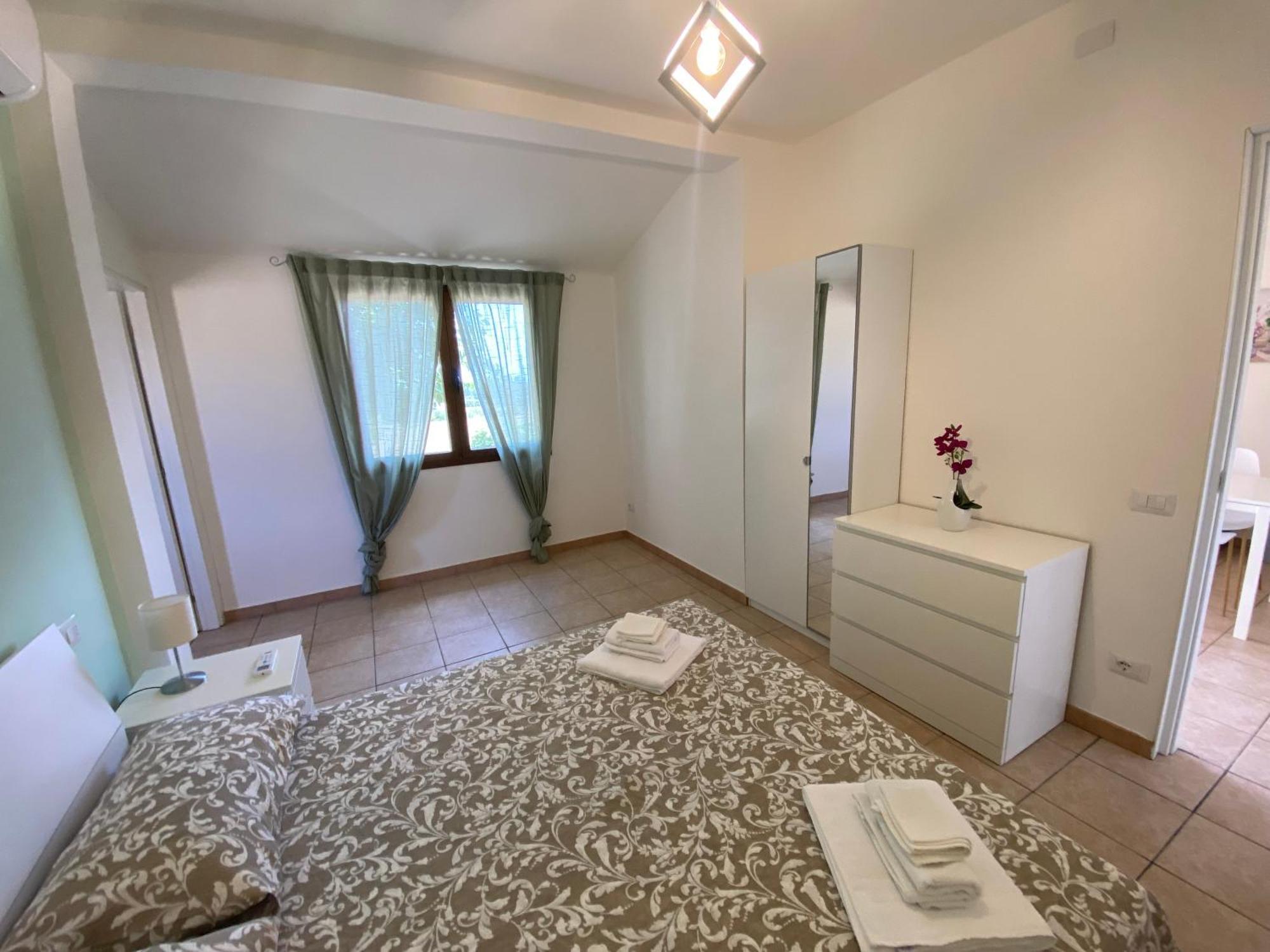 La Collina: L'Alba Apartment Castiadas Luaran gambar